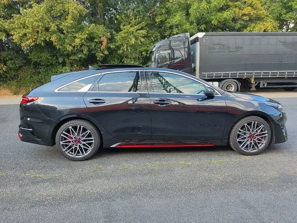 Gebraucht Kia ProCeed GT GT 204 PS (150 kW) 2024 Schwarz Kleinwagen