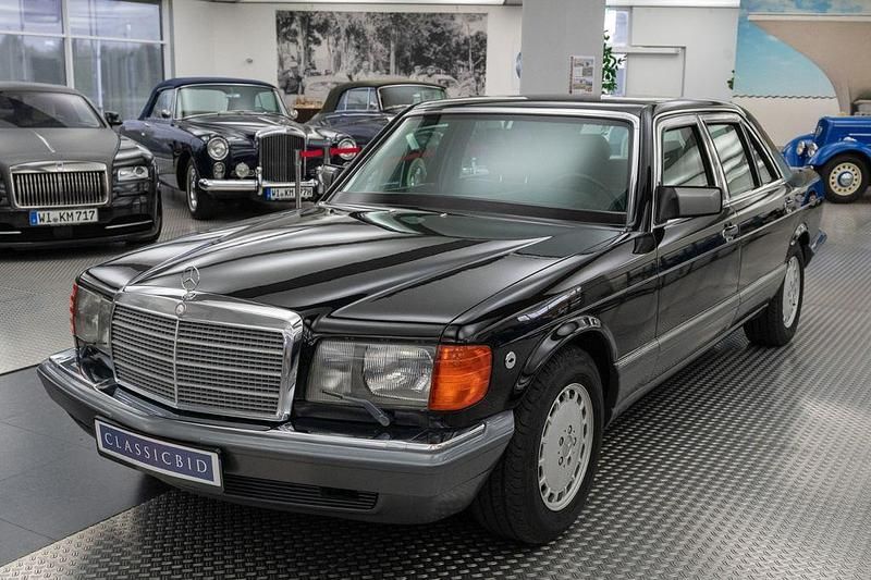 Schwarz Gebraucht 1991 Mercedes 500 Limousine | 43.000 € - Bild 1/4