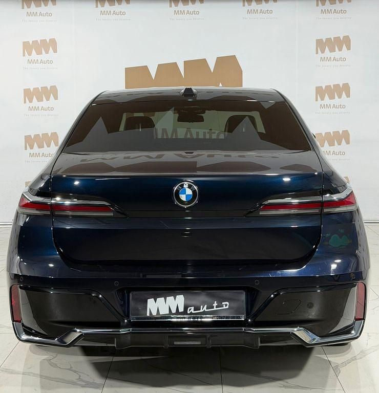 Gebraucht BMW 740 M Sport 286 PS (210 kW) 2024 Schwarz Limousine