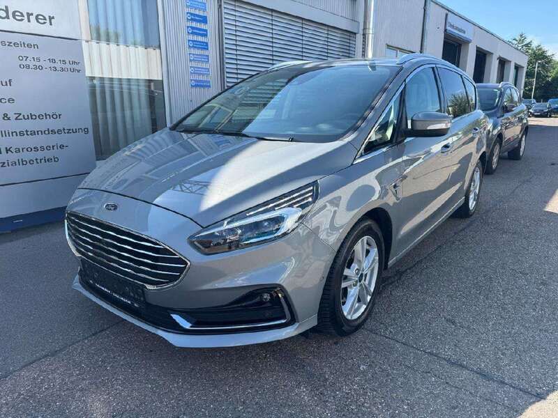 Solarsilber Gebraucht 2020 Ford S-MAX Titanium Van / Kleinbus | 26.930 € (Etwas zu teuer) - Bild 1/4