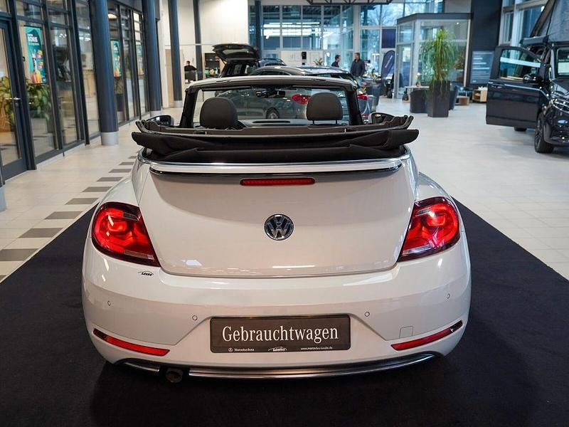Gebraucht VW Beetle Allstar 105 PS (77 kW) 2017 Silber Kleinwagen