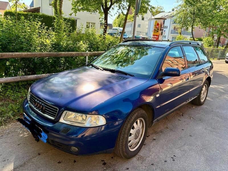 Blau Gebraucht 1999 Audi A4 Kombi | 890 € (Superpreis) - Bild 1/4