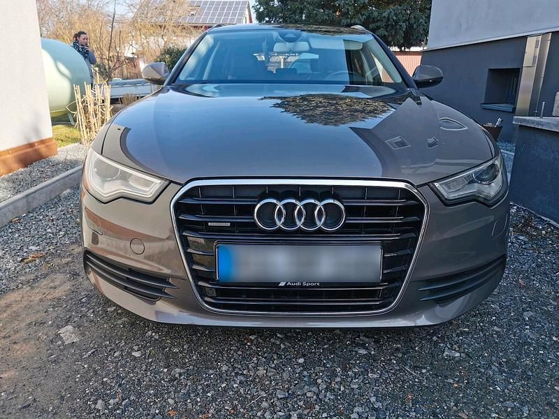 Gebraucht Audi A6 210 PS (154 kW) 2011 Silber Kombi