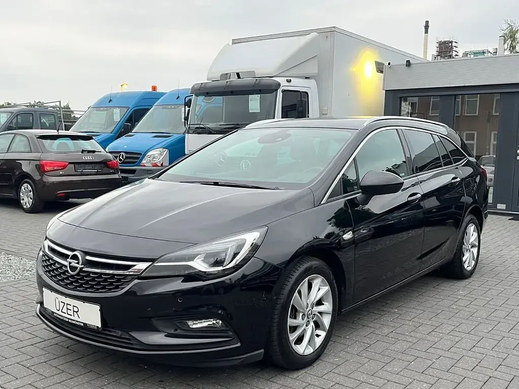 Gebraucht Opel Astra Innovation 136 PS (100 kW) 2017 Schwarz Kombi