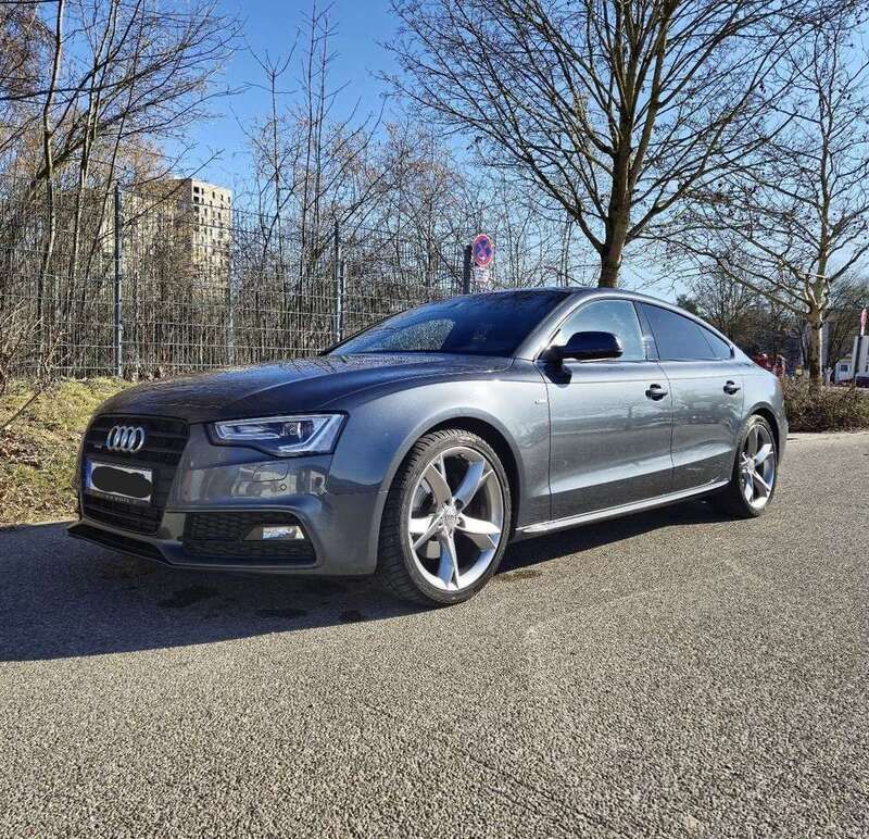 Grau Gebraucht 2014 Audi A5 Sportback Coupé | 15.500 € (Guter Preis) - Bild 1/4