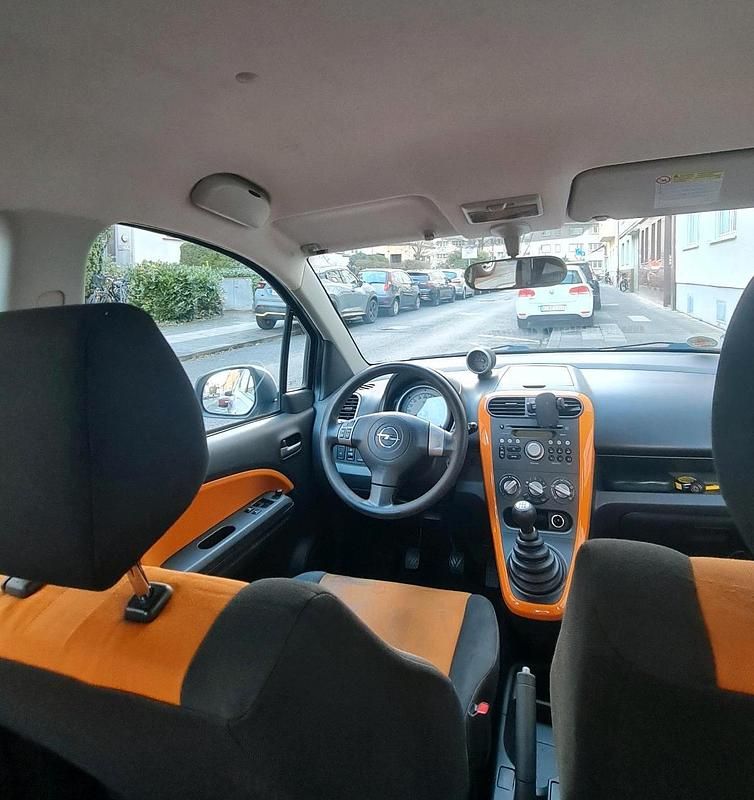 Usata Opel Agila 2010 Bianco Utilitaria