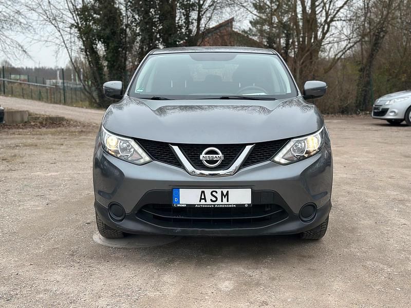 Gebraucht Nissan Qashqai 115 PS (84 kW) 2016 Grau SUV