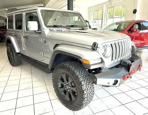 Gebraucht Jeep Wrangler Sahara 200 PS (147 kW) 2021 Silber SUV