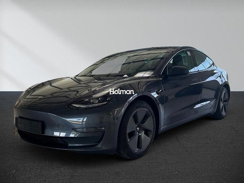 Grau Gebraucht 2021 Tesla Model 3 Limousine | 26.364 € (Fairer Preis) - Bild 1/4