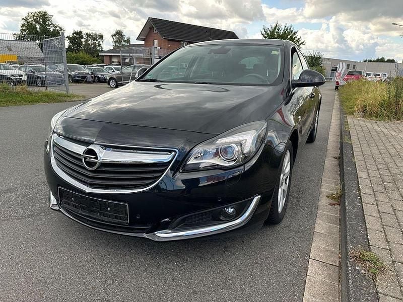 Gebraucht Opel Insignia Innovation 140 PS (102 kW) 2015 Schwarz Limousine
