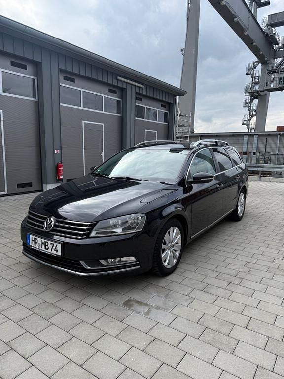 Gebraucht VW Passat Highline 211 PS (155 kW) 2013 Schwarz Limousine