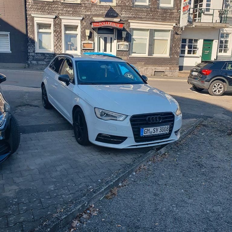 Gebraucht Audi A3 S-Line 105 PS (77 kW) 2014 Schwarz Limousine