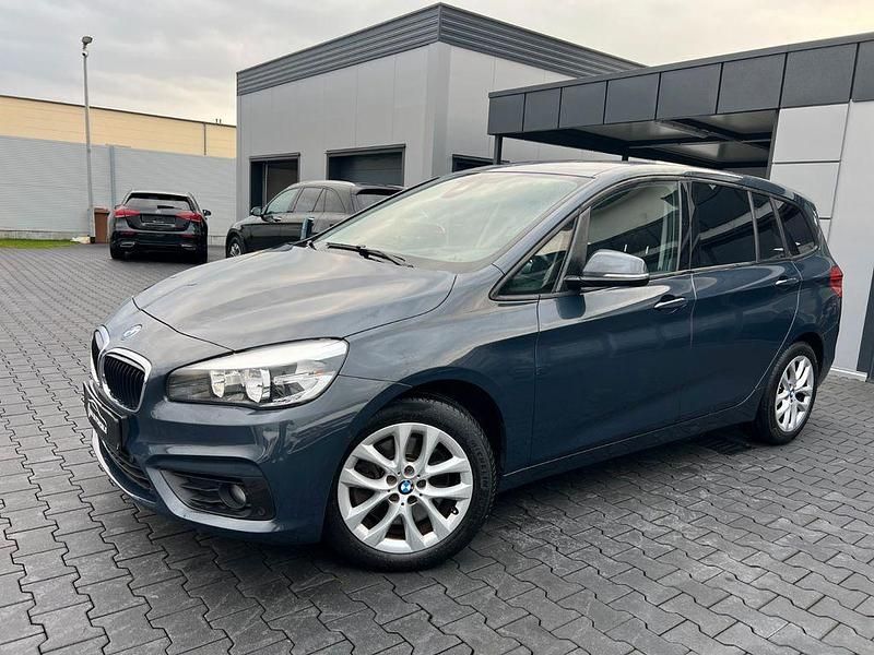 Gebraucht BMW 220 Advantage 190 PS (139 kW) 2016 Grau Kombi