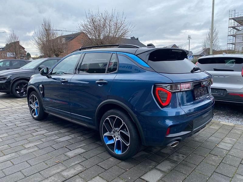 Second-hand Lynk & Co 01 261 CP (191 kW) 2024 Albastru SUV