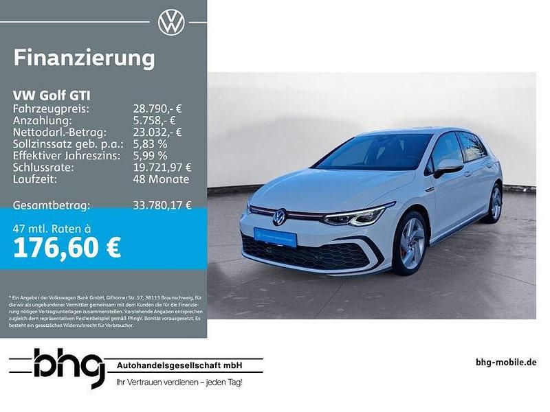 Gebraucht VW Golf VIII GTI 245 PS (180 kW) 2023 Weiß Limousine