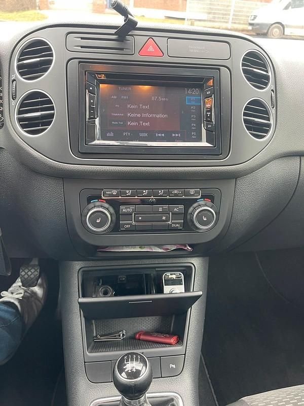 Gebraucht VW Golf Plus 105 PS (77 kW) 2010 Grau Van / Kleinbus