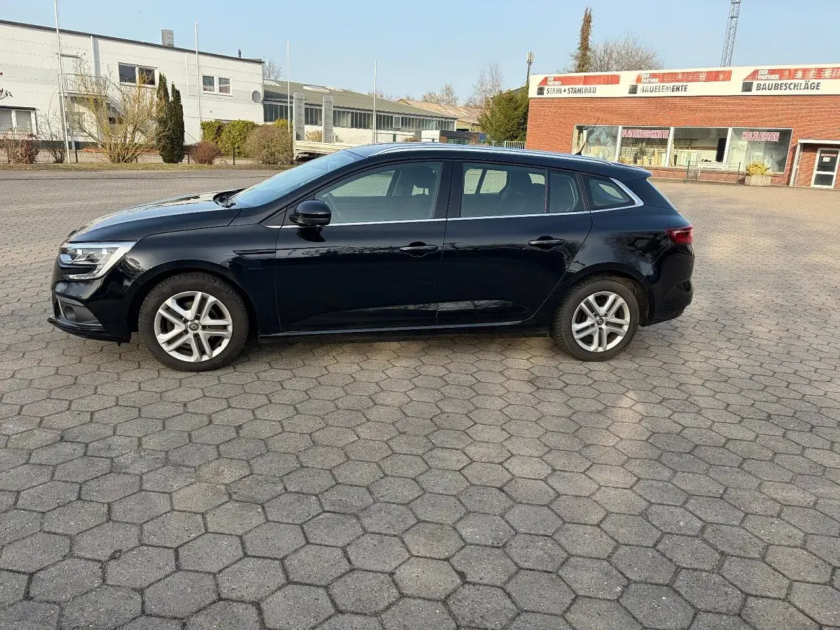 Gebraucht Renault Mégane GrandTour 116 PS (85 kW) 2019 Schwarz Kombi