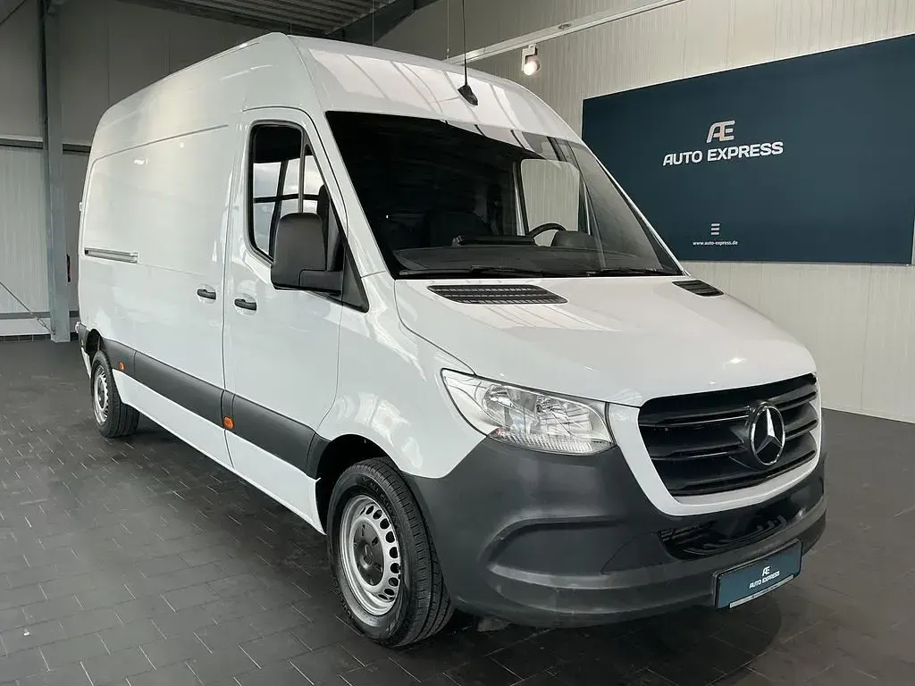 Gebraucht Mercedes Sprinter 143 PS (105 kW) 2021 Weiß (arktikweiss) Van