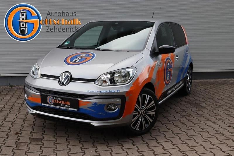 Tungsten silber (metallic) Gebraucht 2020 VW up! United Kleinwagen | 10.490 € (Fairer Preis) - Bild 1/4