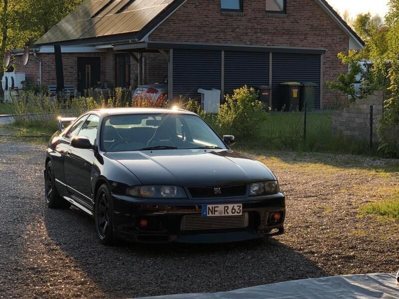 Andere außenfarben Gebraucht 1995 Nissan Skyline Coupé | 52.000 € - Bild 1/4