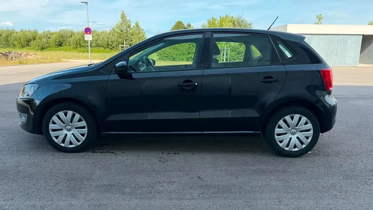 Gebraucht VW Polo 85 PS (62 kW) 2010 Schwarz Kleinwagen