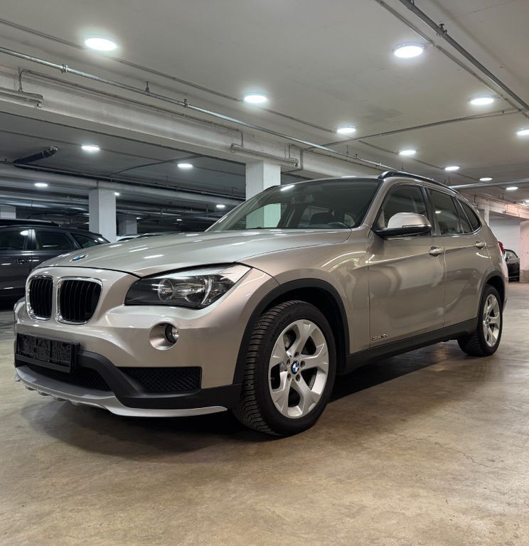 Kaschmirsilber metallic Gebraucht 2014 BMW X1 Sport Line SUV | 10.400 € (Fairer Preis) - Bild 1/4
