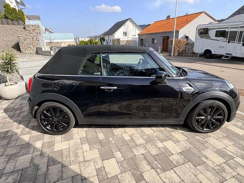 Gebraucht Mini One Cabriolet 102 PS (75 kW) 2020 Schwarz Cabrio