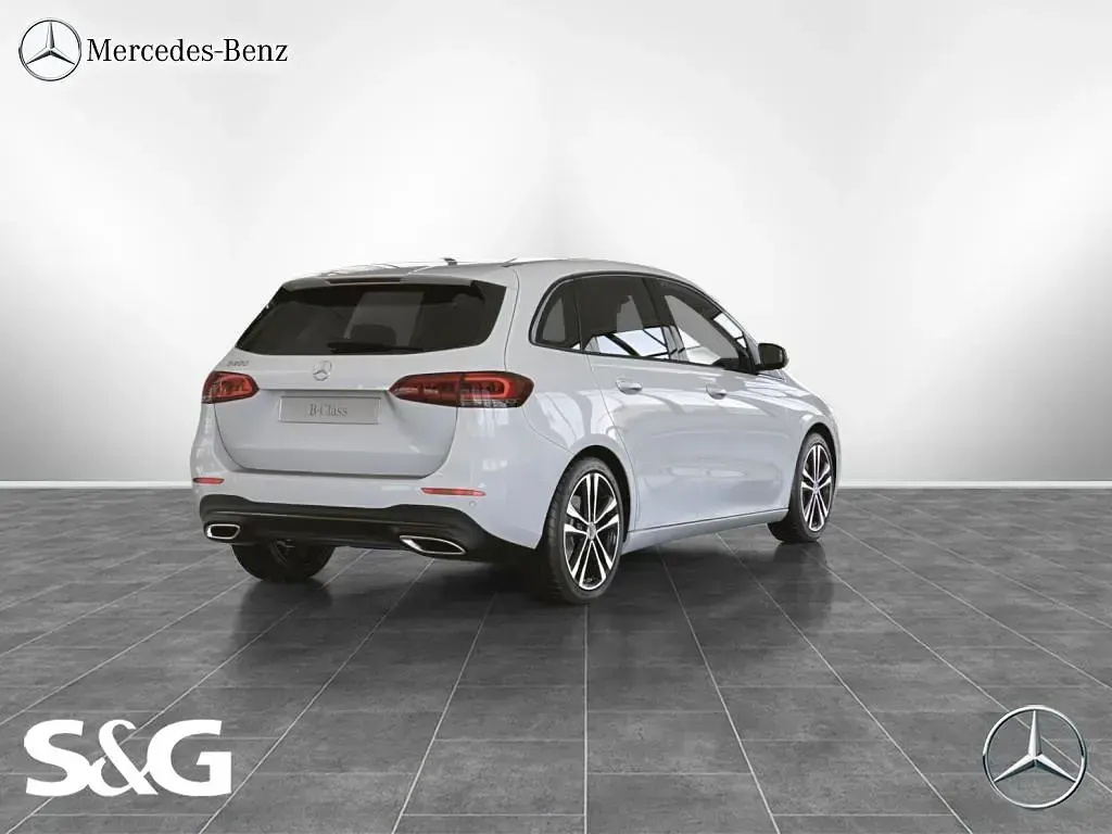 Gebraucht Mercedes B200 Progressive 163 PS (119 kW) 2019 Polarweiß uni Kleinwagen