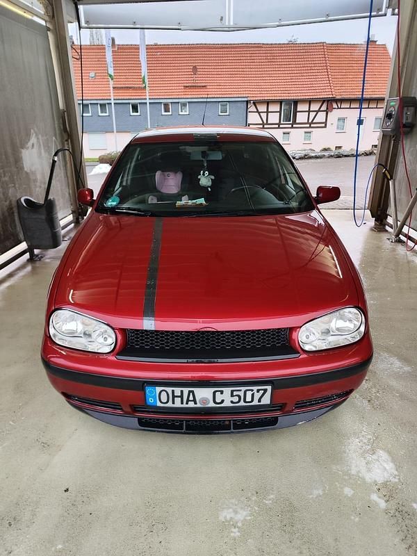 Gebraucht VW Golf IV 65 PS (47 kW) 1998 Rot Kleinwagen