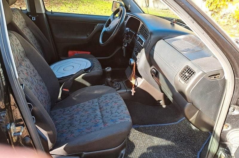 Gebraucht VW Golf III 101 PS (74 kW) 1998 Schwarz Kombi