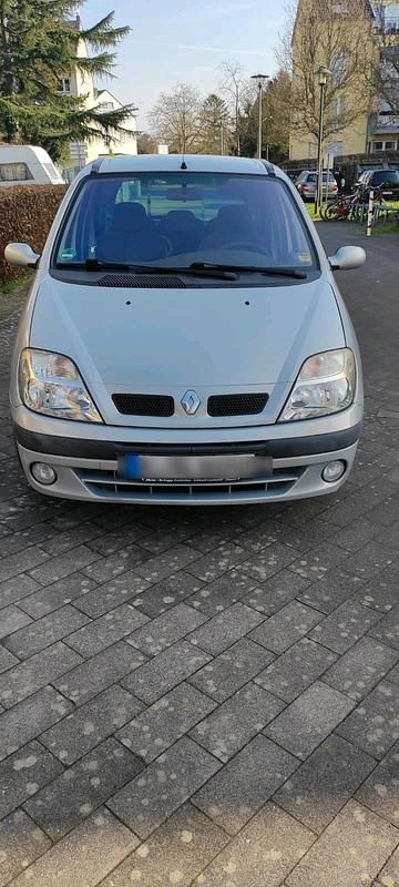 Gebraucht Renault Scénic 107 PS (78 kW) 2002 Silber Van / Kleinbus