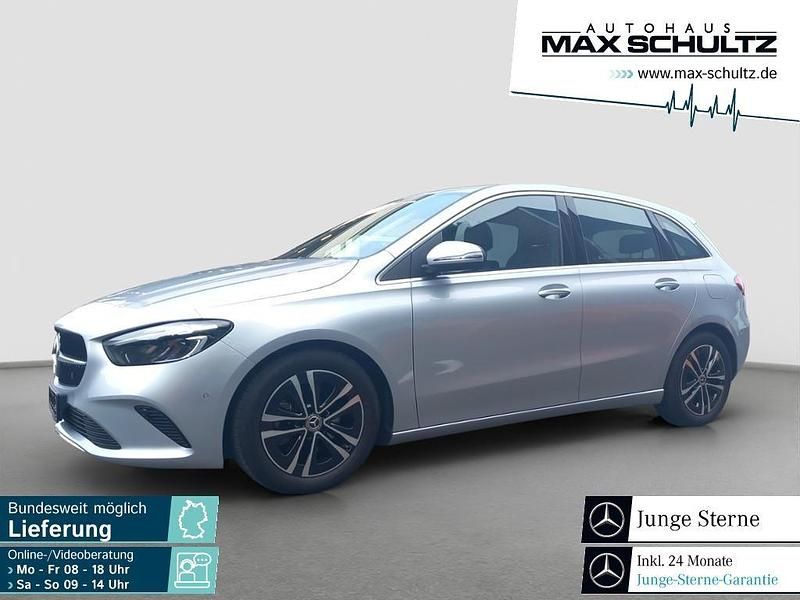 Metalliclack hightechsilber Gebraucht 2024 Mercedes B180 Van / Kleinbus | 29.250 € (Superpreis) - Bild 1/4