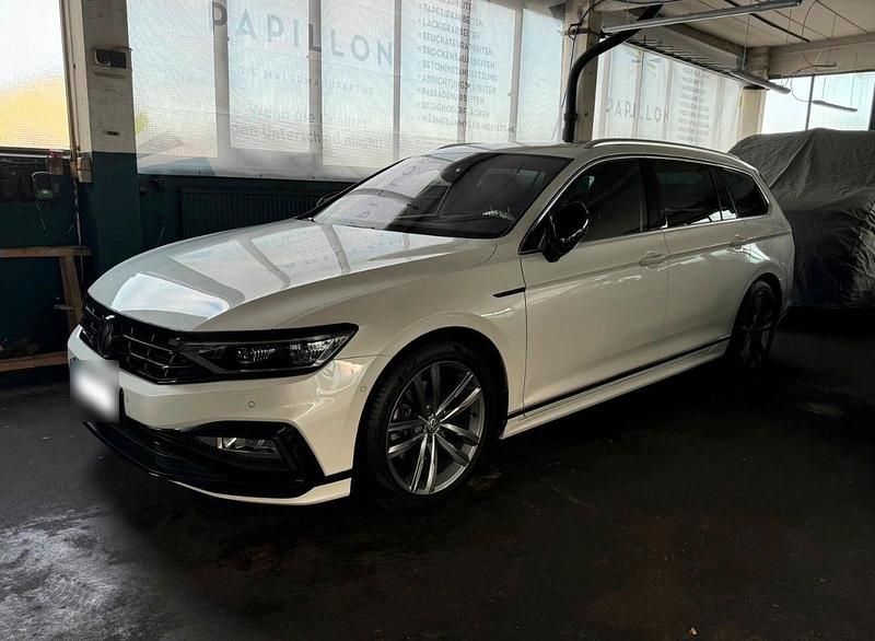 Gebraucht VW Passat R-line 190 PS (139 kW) 2021 Weiß Kombi