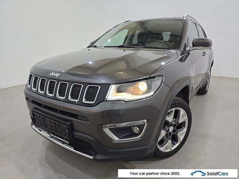 Gebraucht Jeep Compass Limited 140 PS (102 kW) 2017 Grau SUV