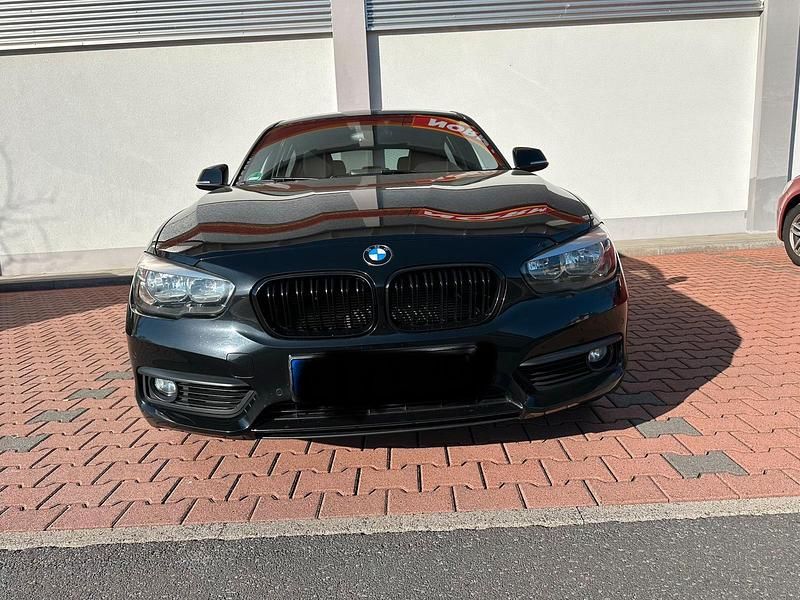 Gebraucht BMW 118 Advantage 150 PS (110 kW) 2015 Schwarz Kleinwagen