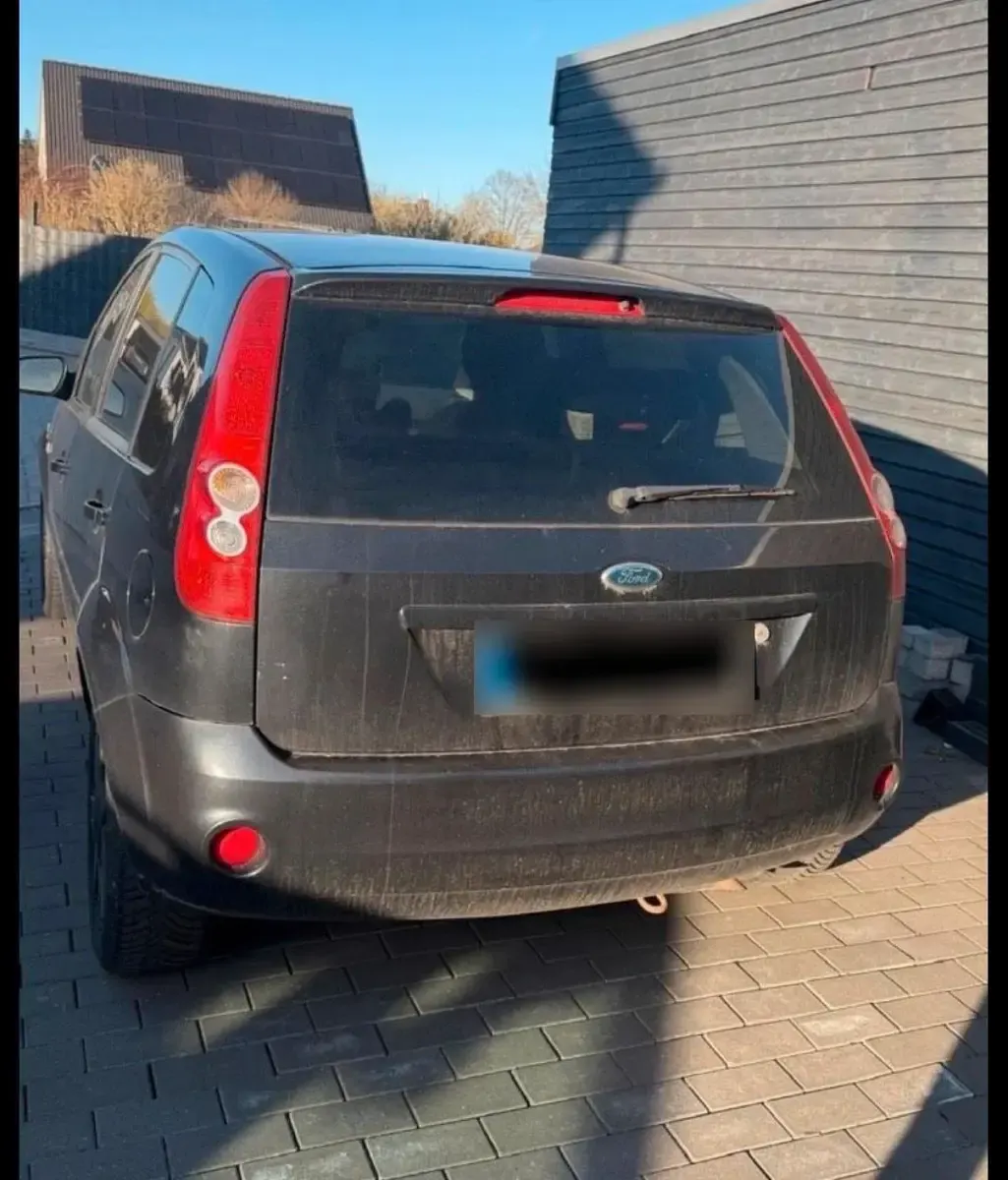 Gebraucht Ford Fiesta 69 PS (50 kW) 2007 Schwarz Kleinwagen