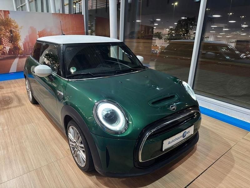 Gebraucht Mini Cooper SE 135 kW (184 PS) 2022 Grün Kleinwagen