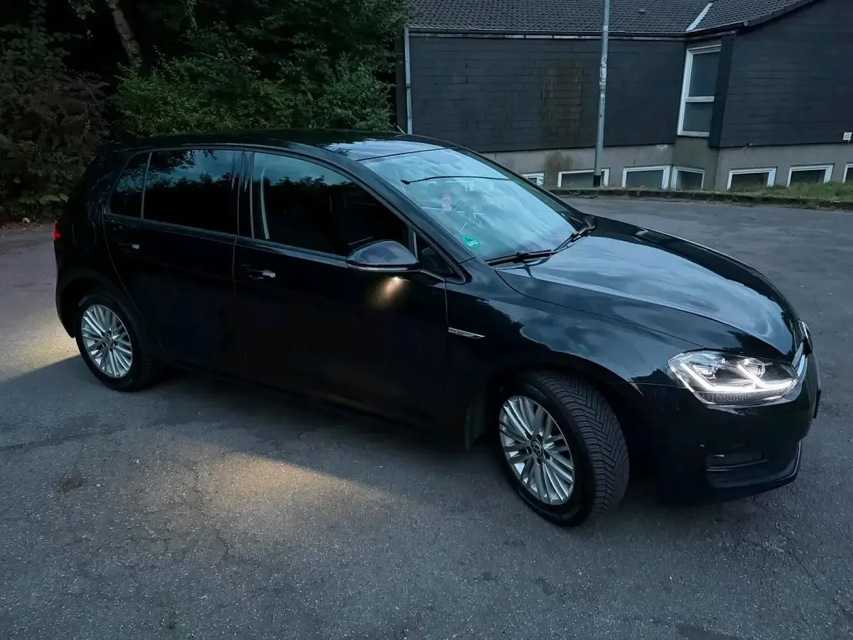 Gebraucht VW Golf VII Cup 150 PS (110 kW) 2014 Schwarz Kleinwagen