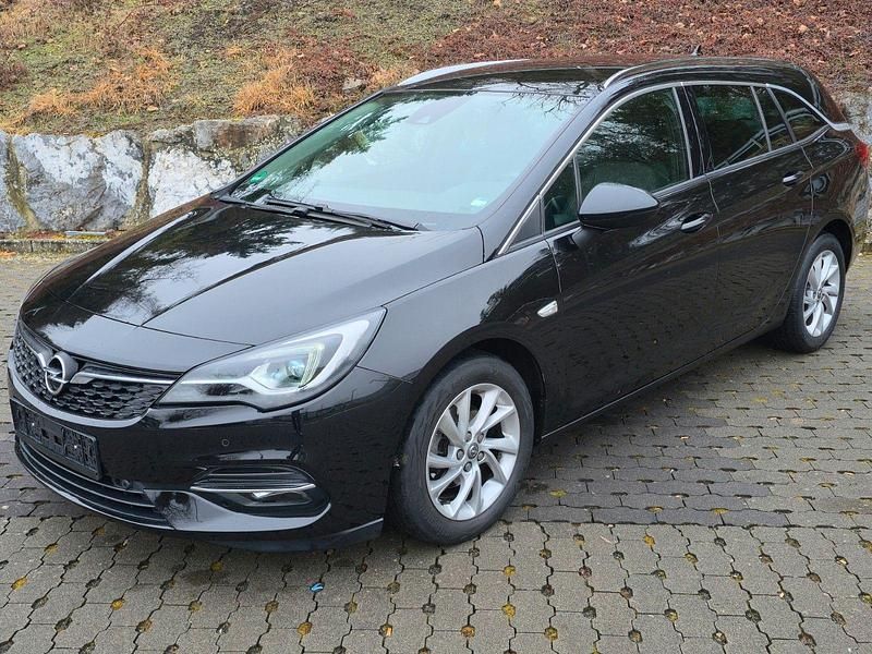 Gebraucht Opel Astra 131 PS (96 kW) 2020 Schwarz Kombi