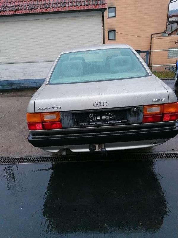 Gebraucht Audi 100 136 PS (100 kW) 1989 Silber Limousine