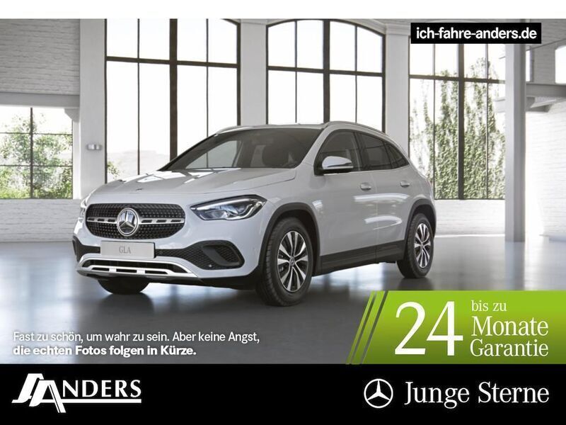 Polarweiss Gebraucht 2022 Mercedes GLA250 Style SUV | 34.950 € (Fairer Preis) - Bild 1/3