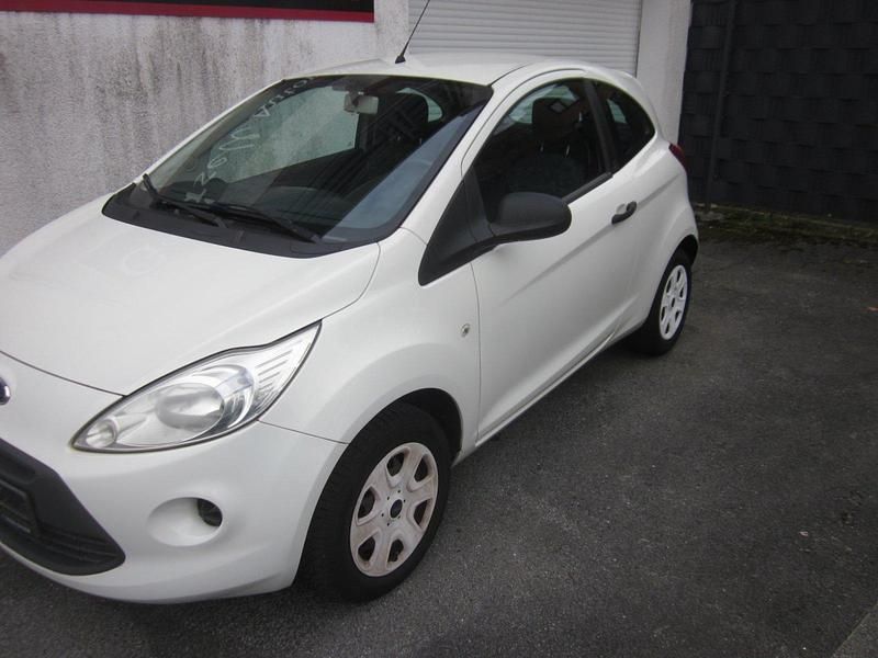 Gebraucht Ford Ka 69 PS (50 kW) 2010 Weiß Kleinwagen