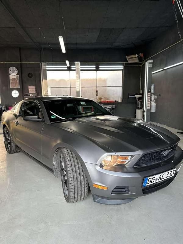 Gebraucht Ford Mustang 228 PS (167 kW) 2011