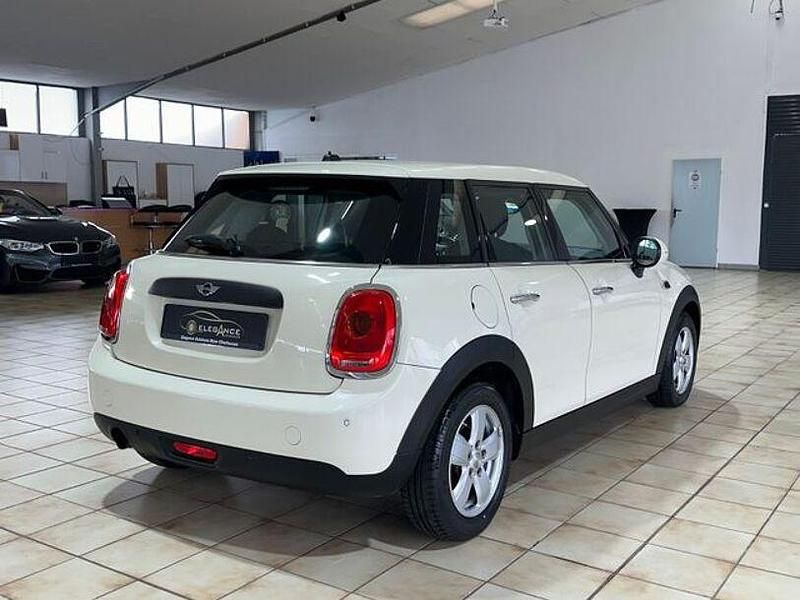 Gebraucht Mini ONE Pepper 102 PS (75 kW) 2017 Weiß Kleinwagen