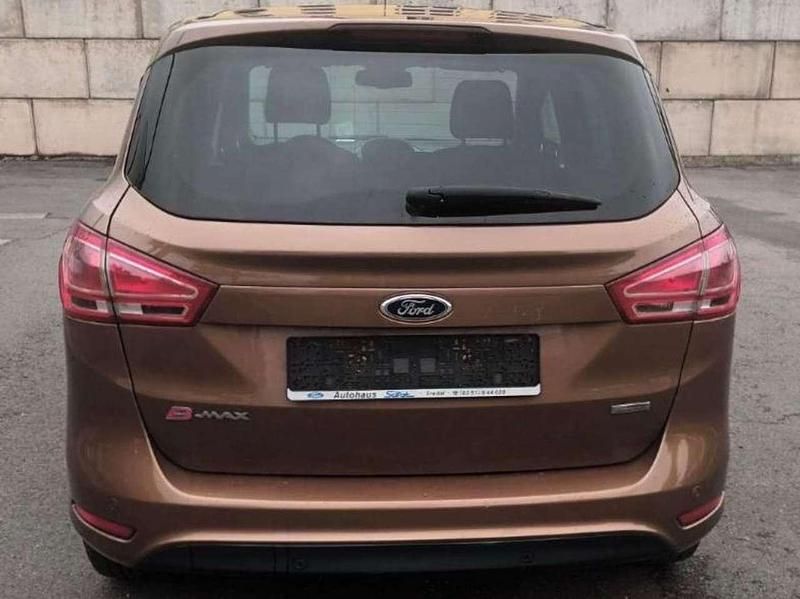 Gebraucht Ford B-MAX Trend 101 PS (74 kW) 2012 Braun Van / Kleinbus