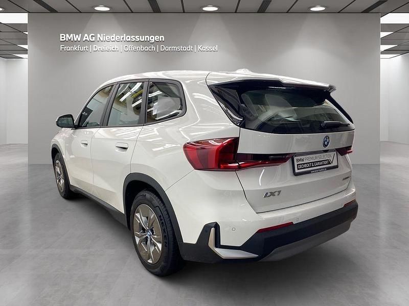 Gebraucht BMW iX1 Performance 225 kW (306 PS) 2023 Weiß SUV
