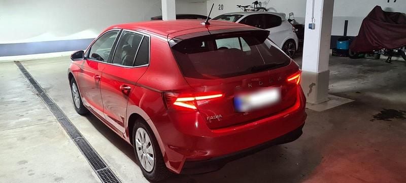 Gebraucht Skoda Fabia 80 PS (58 kW) 2024 Rot Kleinwagen