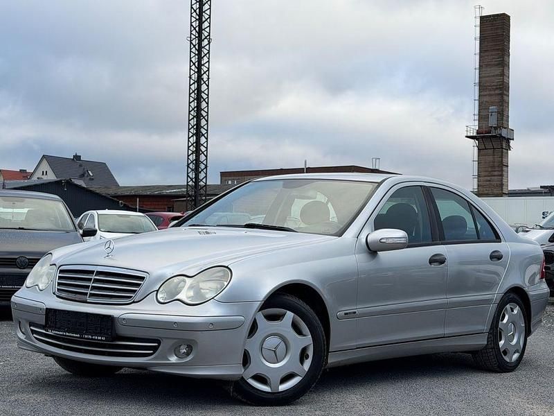 Silber Gebraucht 2005 Mercedes C180 Limousine | 4.999 € (Fairer Preis) - Bild 1/4