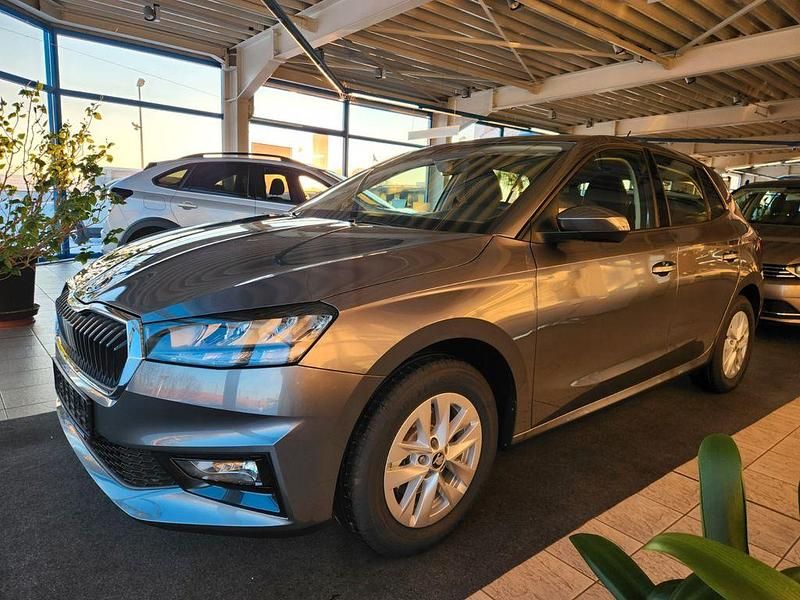 Neu Skoda Fabia Selection 116 PS (85 kW) 2026 Grau Limousine