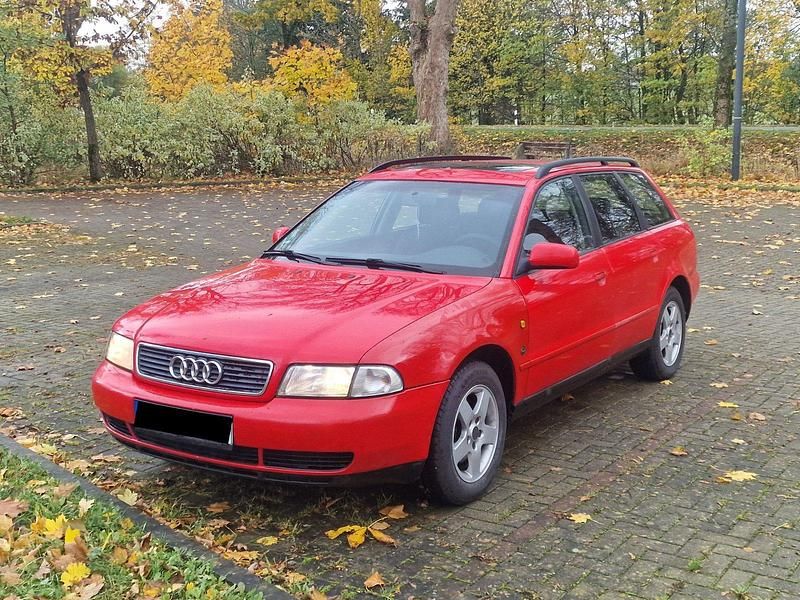Rot Gebraucht 1997 Audi A4 Kombi | 3.000 € - Bild 1/4